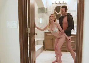 Người yêu của con trai bị bố Chồng yêu nghiện tình dục bắt làm người tình